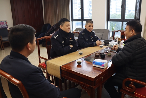 金乡派出所走访金乡商会、金乡镇企业家协会