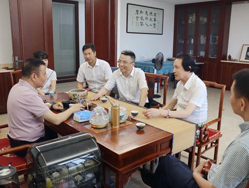 民生银行温州锦绣支行副行长周文焕一行到访金乡商会、金乡镇企业家协会