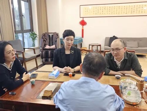 李林骏赴金乡商会、金乡镇企业家协会开展“大走访、大调研、大服务、大解题”活动