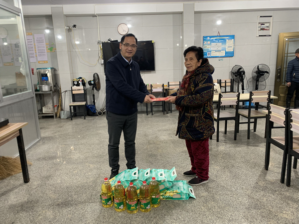 春节慰问暖人心|金乡镇春节前夕开展走访慰问活动