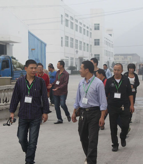 环保宣传队到盈泰