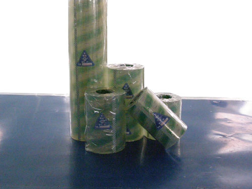 丰华上光膜新产品开发初见成效