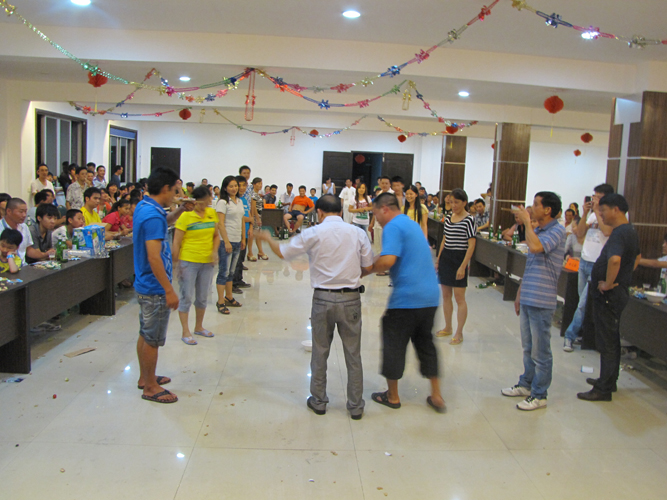 开诚沟通相互理解共谋发展